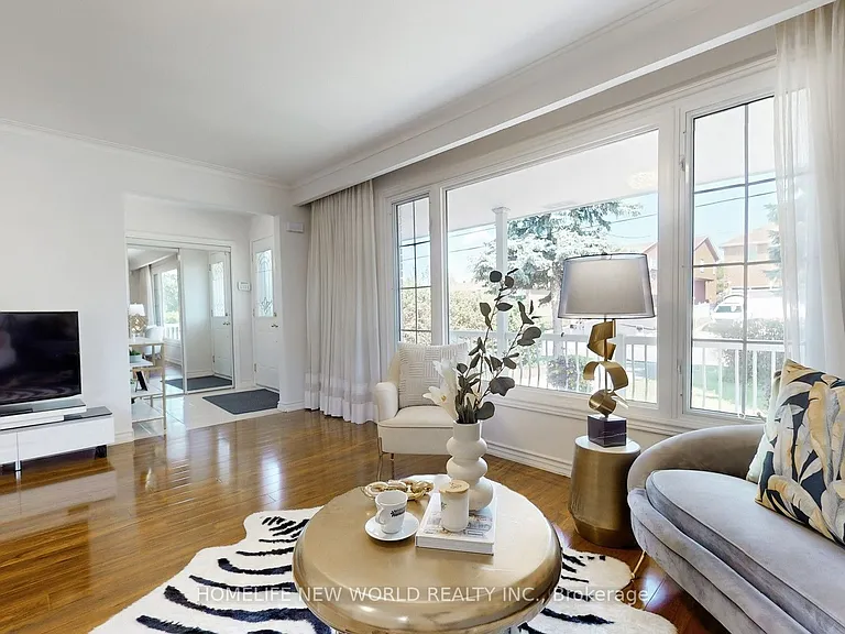 93 Clark Ave #MAIN FLOOR — Photo 6