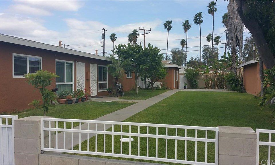 1st image of 1222 N Placentia Ave APT 3