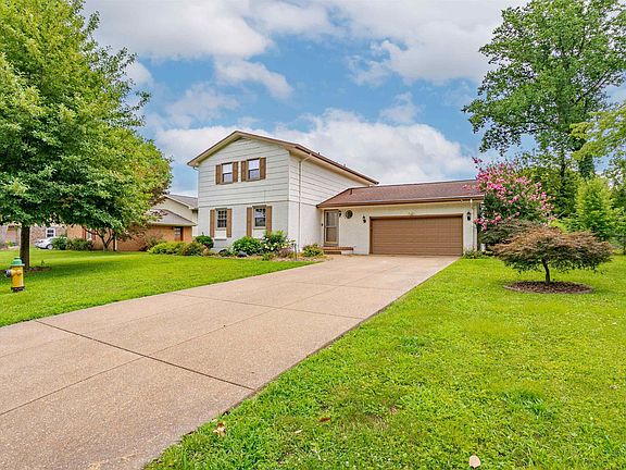 4th image of 208 Camden Ct