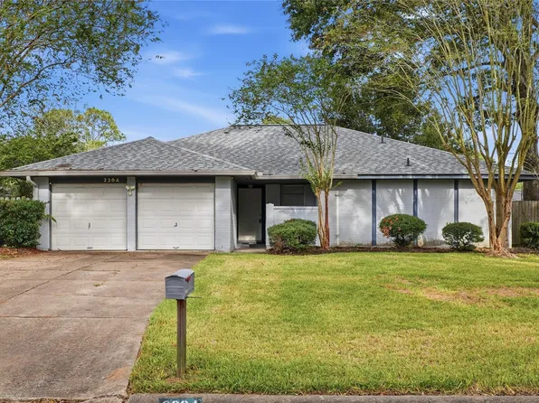 2204 Mimosa Ct, League City, TX 77573