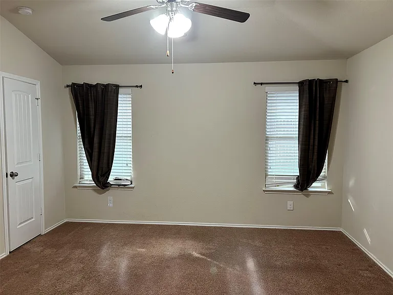 211 Animas Dr — Photo 15