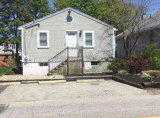 38 Newport Rd, Hull, MA 02045