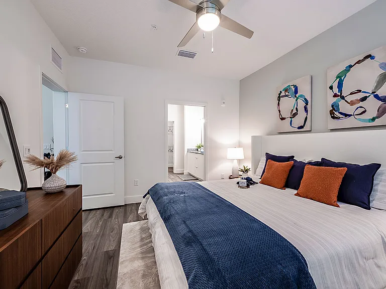 Vue at the Ridge — Photo 19
