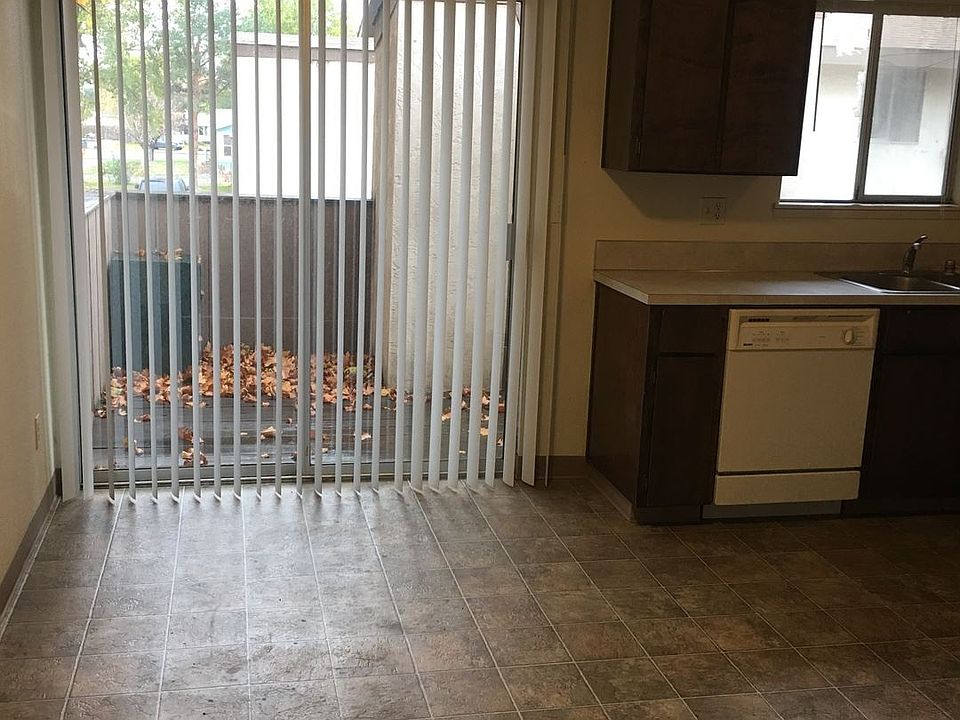 2nd image of 1812 W 21st Ave APT C