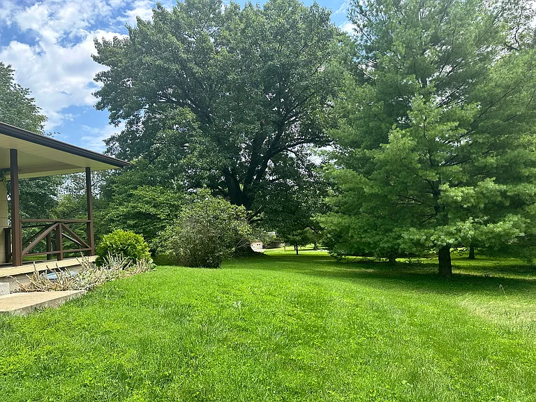 2567 Oak Dr — Photo 12