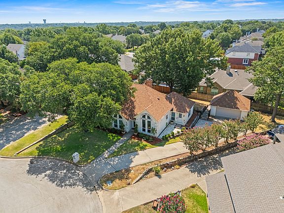 2nd image of 2943 Scenic Dr