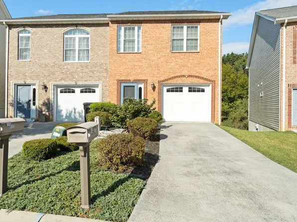 849 Walhalla Ct, Roanoke, VA 24019