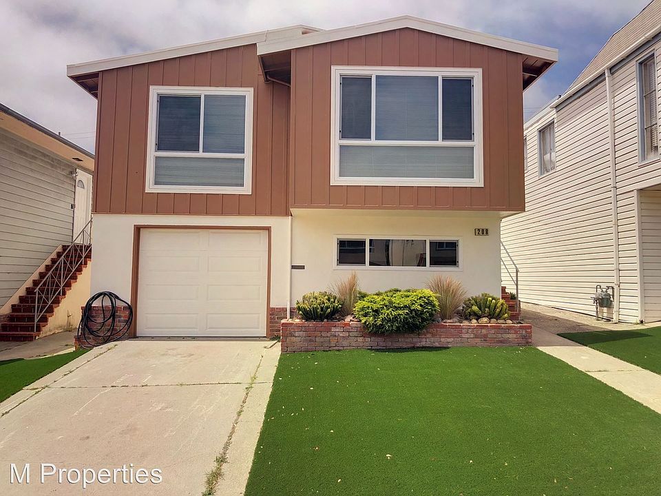 1st image of 208 Verano Dr