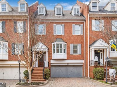 3685 Peachtree Rd NE APT 10, Atlanta, GA, 30319