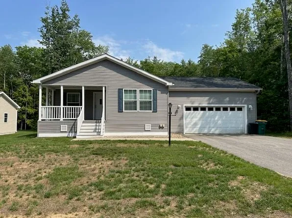 73 Big Bear Road, Rochester, NH 03868