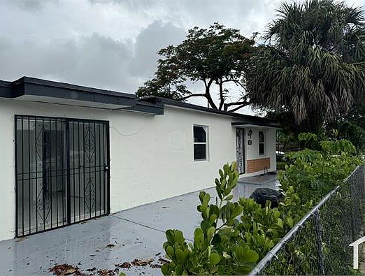 1st image of 3474 NW 11th St