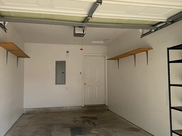 2064 W 5th St #C — Photo 11