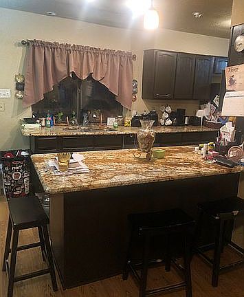 2nd image of 3005 Chaucer Ln