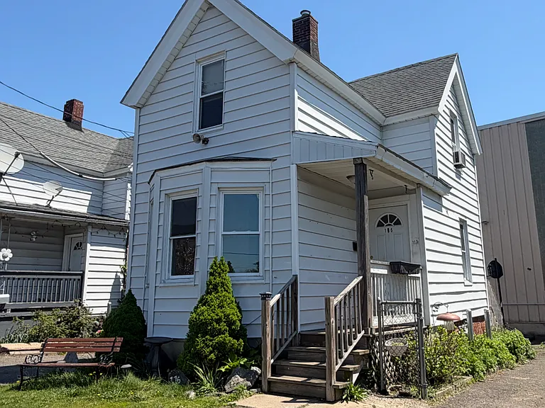 116 Hastings St — Photo 1