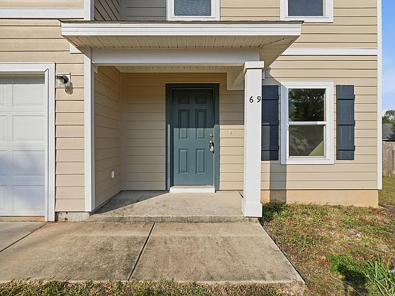 5th image of 69 Windy Hill Dr