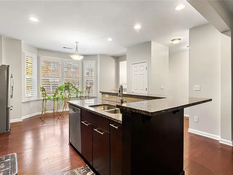 4324 Laurel Creek Ct SE — Photo 6