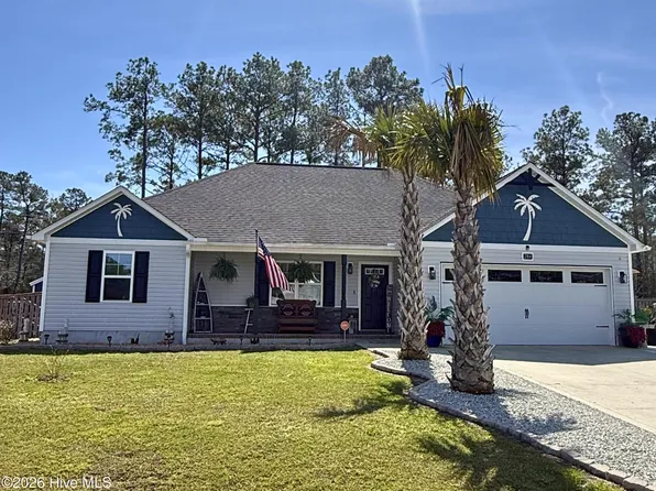 284 Breakwater Drive, Sneads Ferry, NC 28460