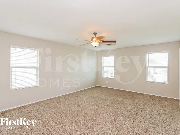 5018 Cottage Creek Ln — Photo 7