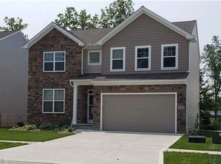 32837 Rebecca Ln, Avon Lake, OH