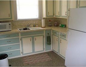 3rd image of 346 E 6th Ave