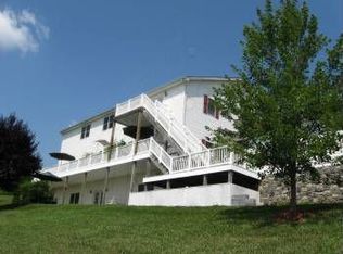 6360 Cardinal Dr, Dublin, VA 24084
