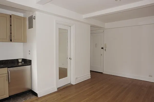 Rented by Corcoran | media 4