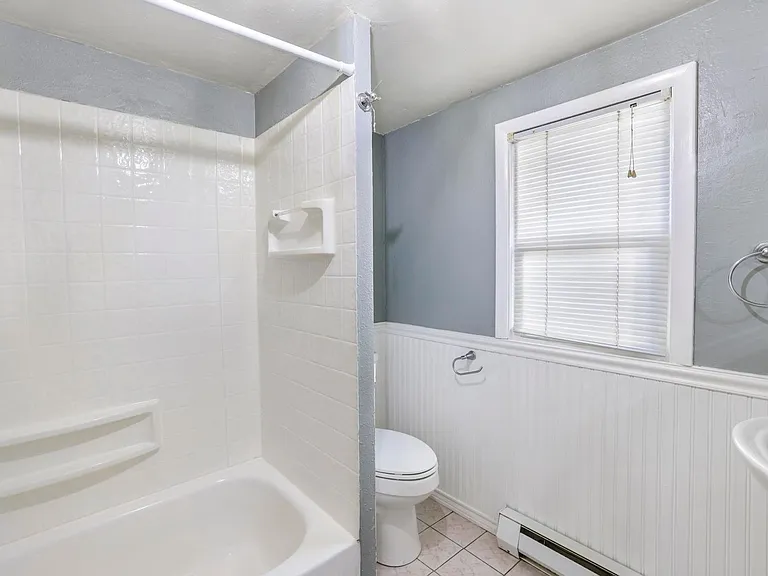 3321 Addison Ave E — Photo 23
