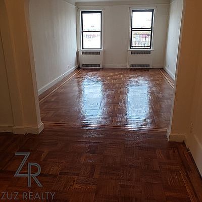 4th image of 31-21 54th St #5EE
