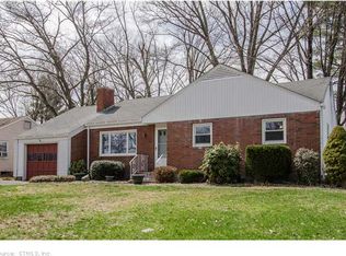 69 Alexander Dr, East Hartford, CT 06118