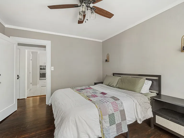 1261 Owsley Ave — Photo 18