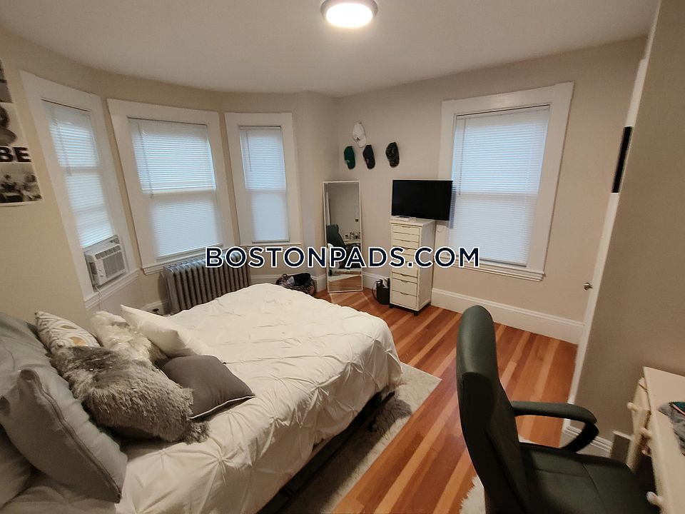 1st image of 91-93 Cushing St #2