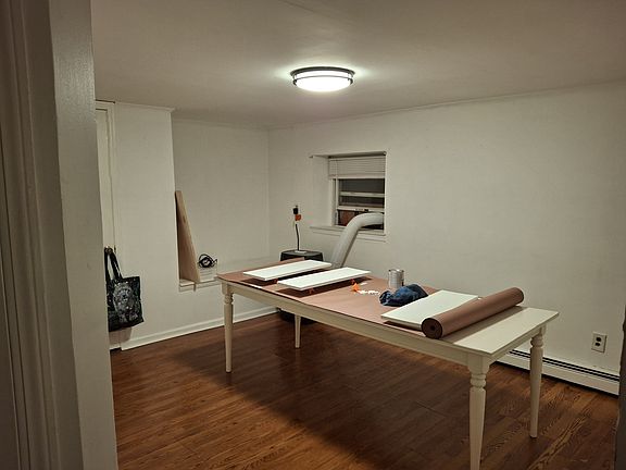3rd image of 216 Center Dr