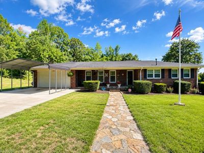 1805 Midway School Rd, Winston Salem, NC, 27107