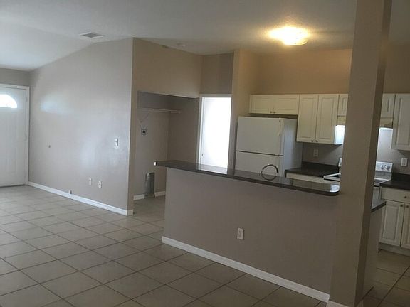 4th image of 2620 E 29th Ave