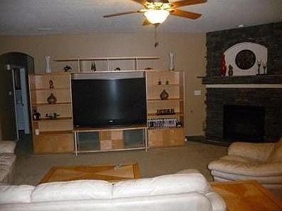 4th image of 3116 W Meadow Dr SW