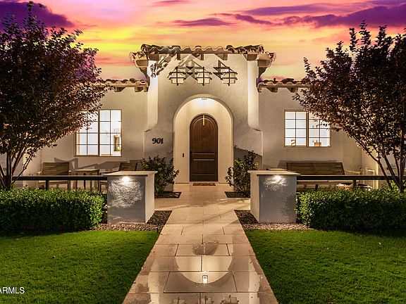 4th image of 901 TORREON Drive E