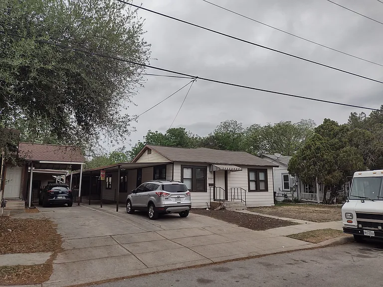 211 W Huff Ave #A — Photo 22