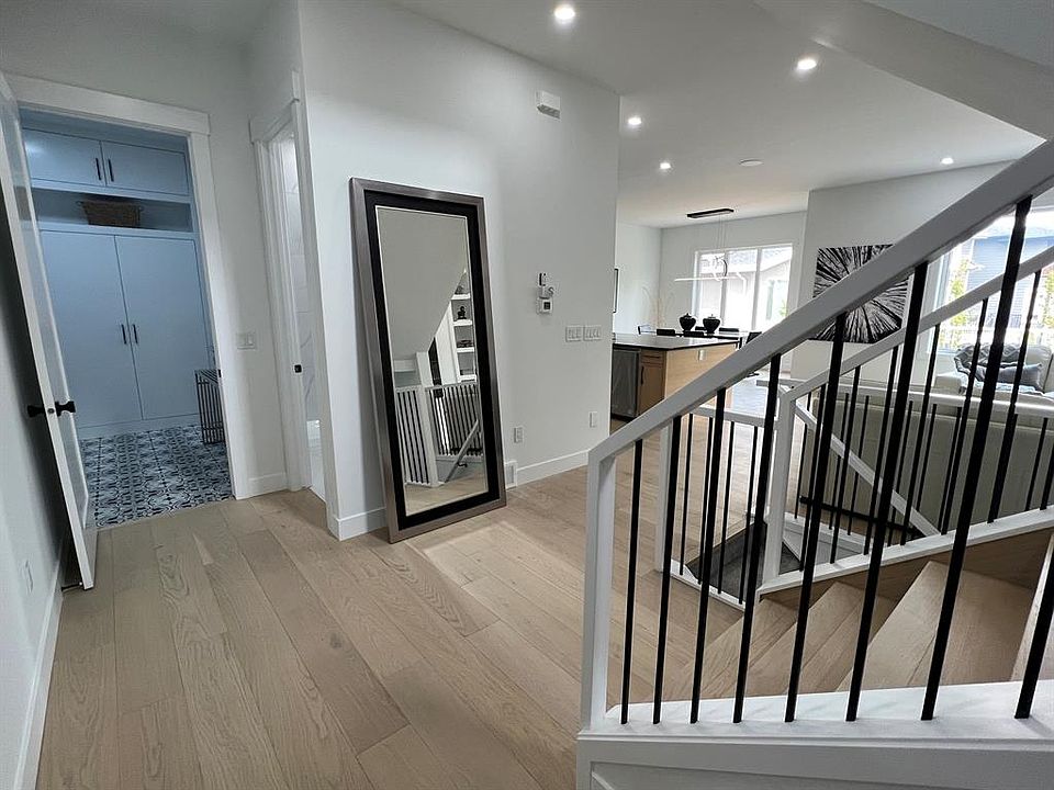 10 S Rock Lake Vw NW, Calgary, AB T3G 0G1 MLS A2086319 Zillow