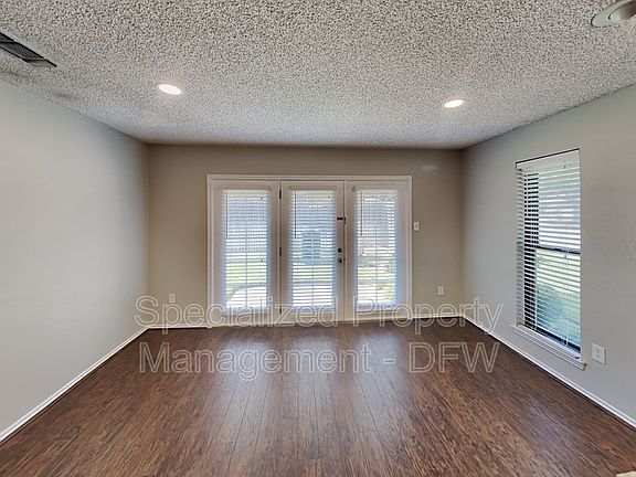 2nd image of 4919 Ledgestone Dr