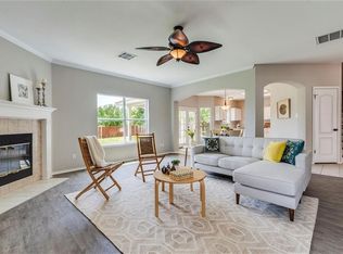 1604 Pinon Pine Dr, Pflugerville, TX 78660