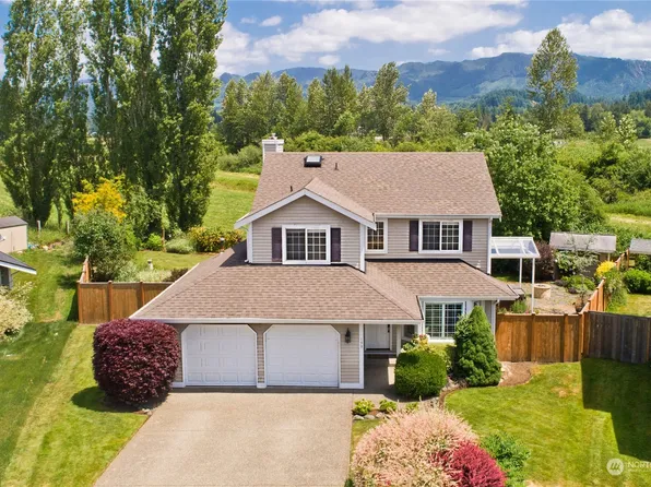 133 Chinook Avenue, Enumclaw, WA 98022