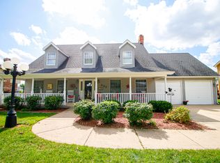 527 Jaquays St, Lockport, IL 60441