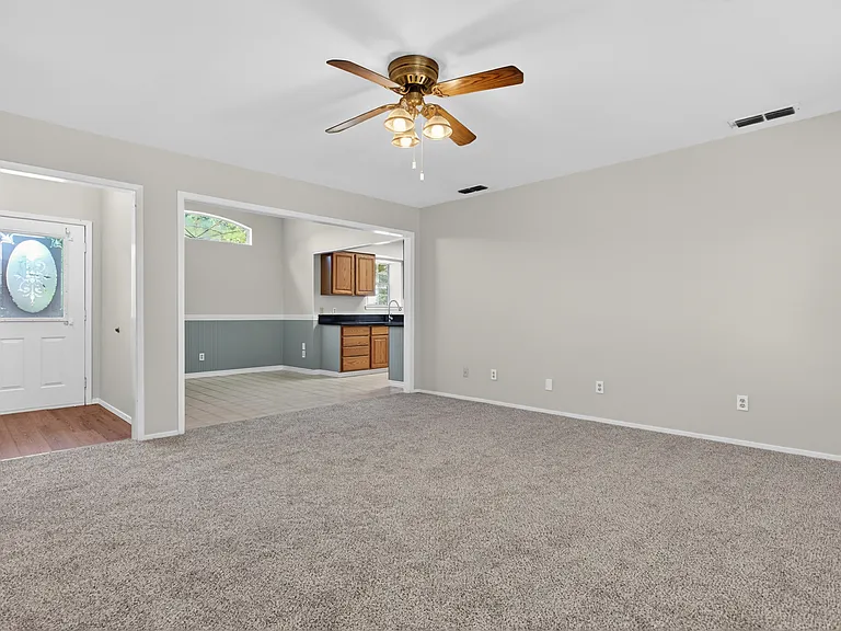 5301 Tartan Cir — Photo 5
