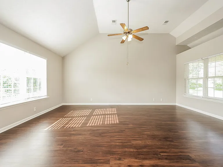 3064 Ace Wintermeyer Dr — Photo 4