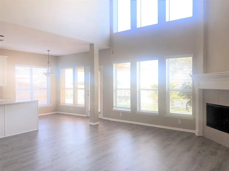 5743 Horseshoe Fls — Photo 11