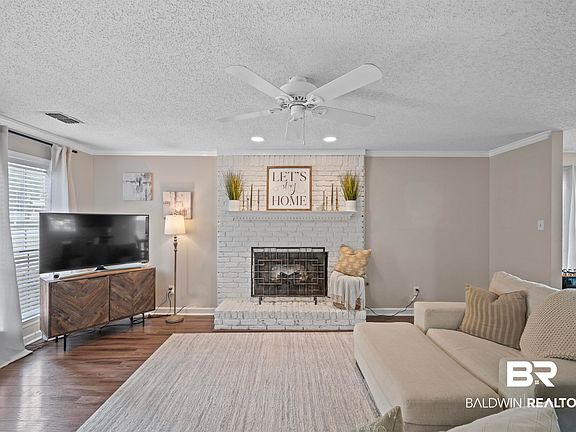 5th image of 1066 Linlen Ave