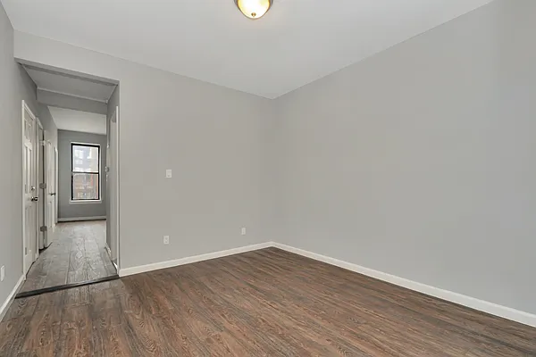 Rented by Compass | media 19