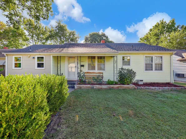 2109 E Menlo St, Wichita, KS 67211