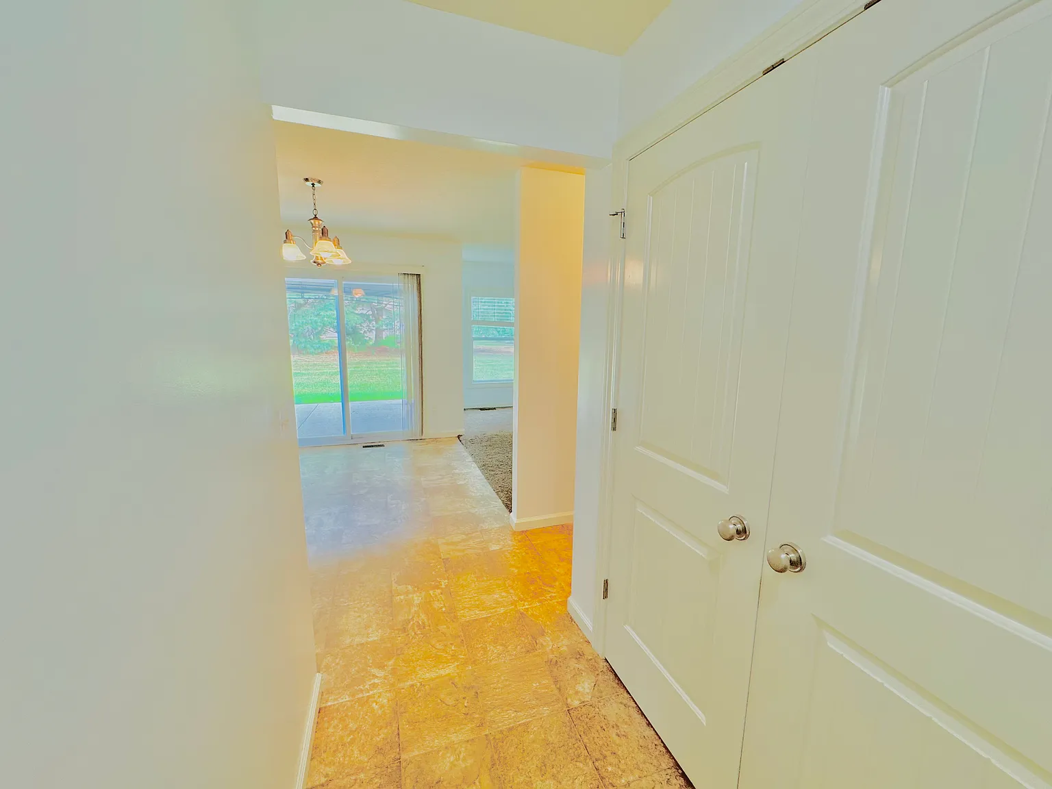 2102 Oakwood Drive — Photo 3