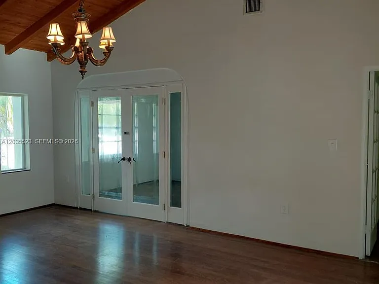 9600 N Miami Ave — Photo 5